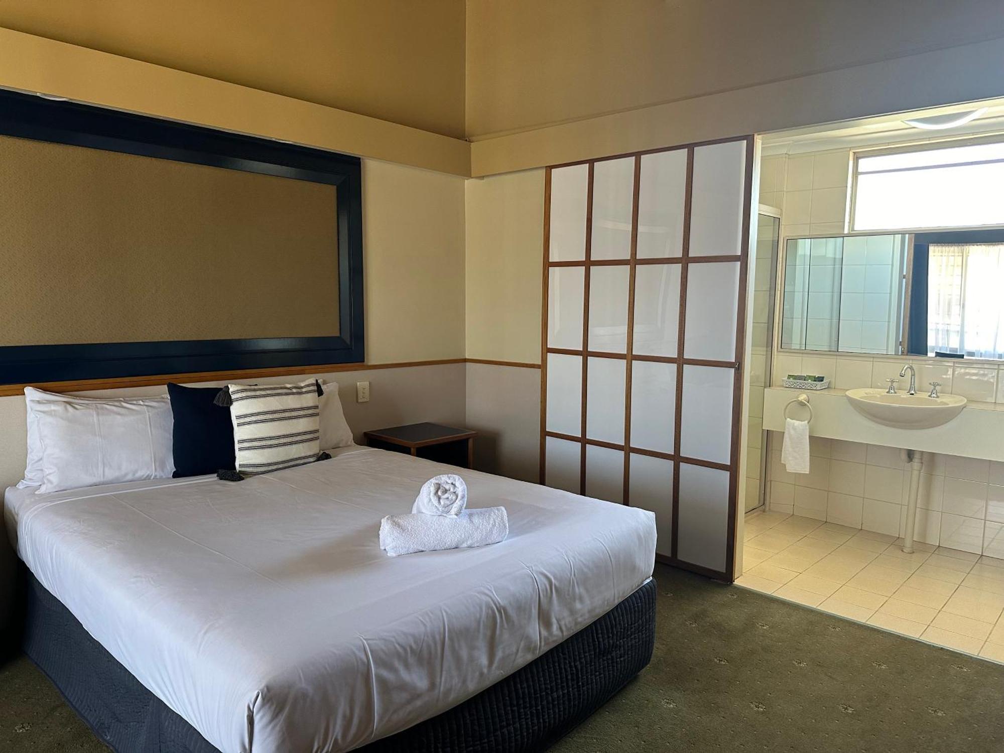The Tower Hotel Kalgoorlie Kültér fotó