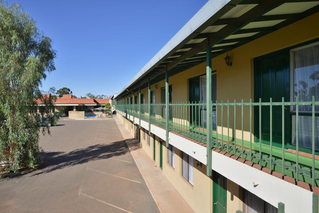 The Tower Hotel Kalgoorlie Kültér fotó